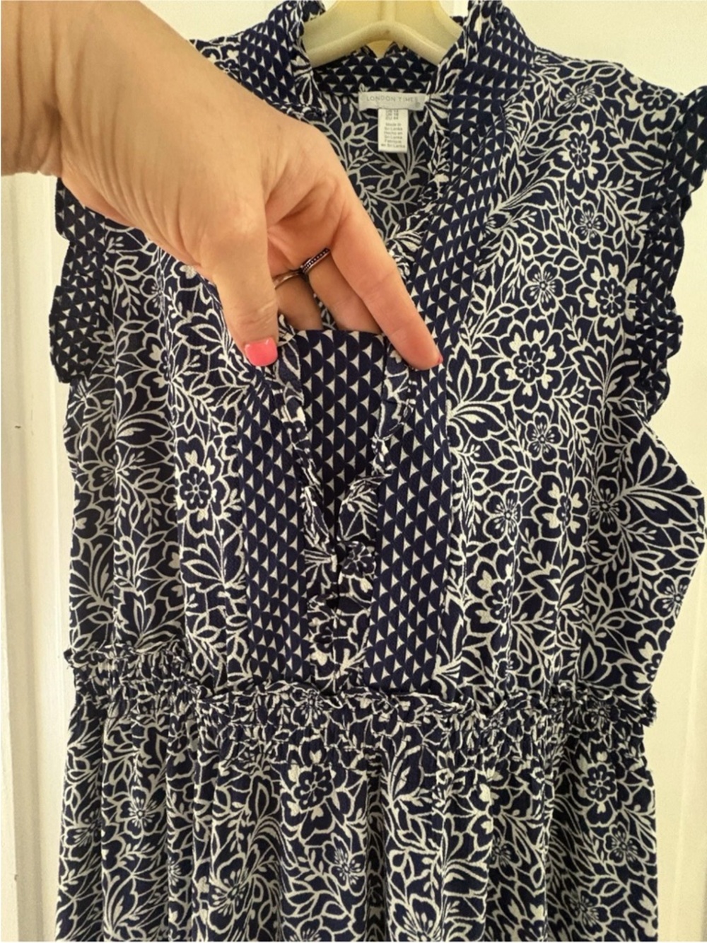 London Times Navy and White Floral Maxi Dress - Picture 5 of 7